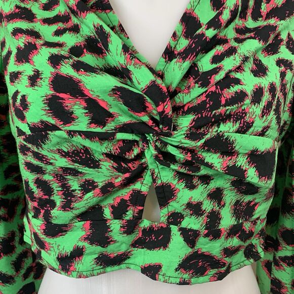 Vero Moda Long Sleeve Twist Crop Top Irish Green Anette Leopard Blouse Sz S - Picture 4 of 10